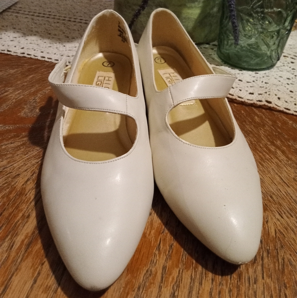 High Lights Elegant Point Toe Mary Jane Flats